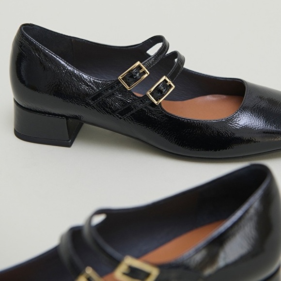 Jonak Paris MARY JANE WITH DOUBLE STRAPS
in Black Pleated Patent Leather Size 40 - Picture 5 of 14